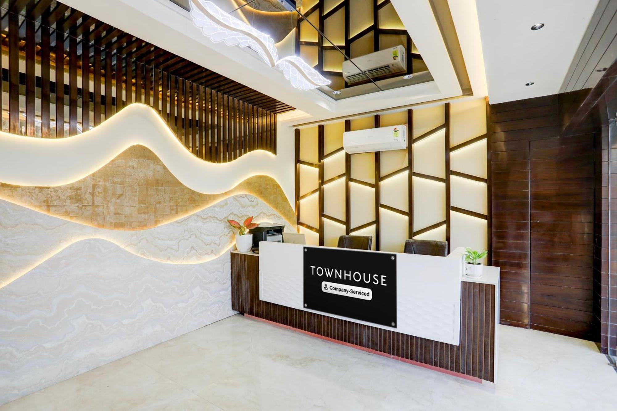 Hotel Super Collection O Belgacihia Near Kolkata Railway Station Gwalior Esterno foto